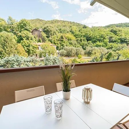 Apartment Casa Luciana - W/ Terrace & Private Parking Trieste